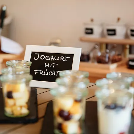 Gasthuis Auszeit Velden 3*