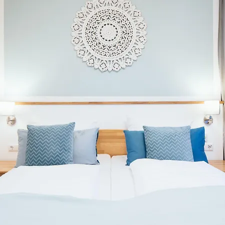 Auszeit Velden Гостевой дом 3*