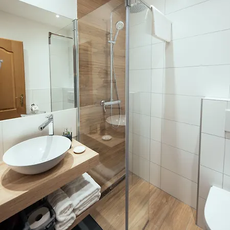 Auszeit Velden Фельден-ам-Вёртер-Зе