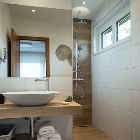 Auszeit Velden Гостевой дом 3*