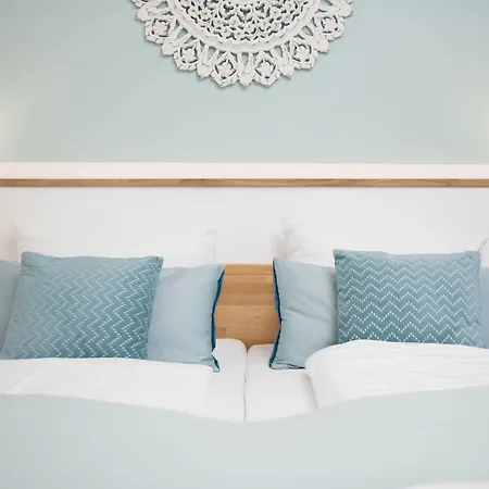 招待所 Auszeit Velden 沃尔特湖畔韦尔登