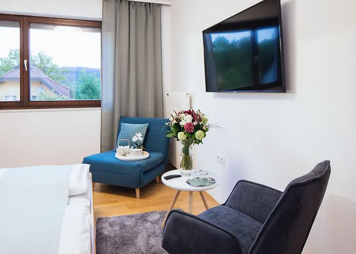 Pensión Auszeit Velden 3*